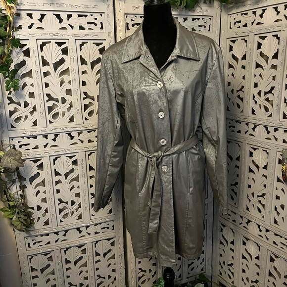 Louise Paris Jackets & Blazers - 🥰HOST PICK🥰 VINTAGE LOUISE PARIS PERFECT SILVER GRAY WATER PROOF JACKET COAT